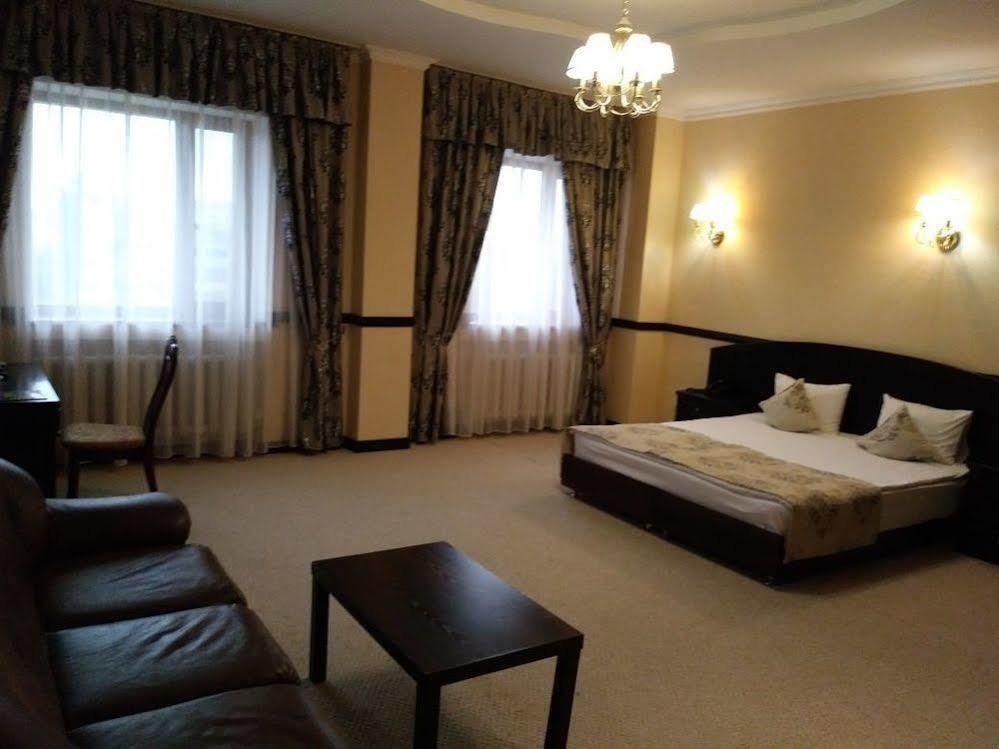 Belon Life Hotel Астана Экстерьер фото