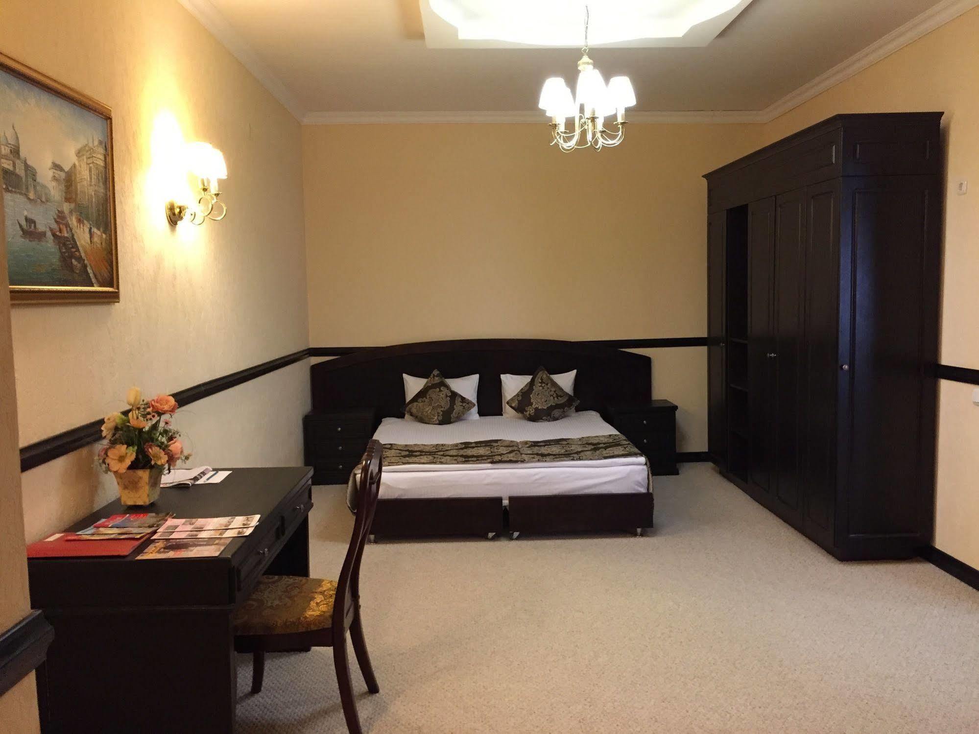 Belon Life Hotel Астана Экстерьер фото