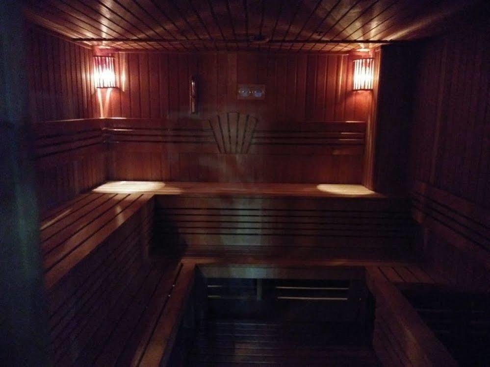 Belon Life Hotel Астана Экстерьер фото